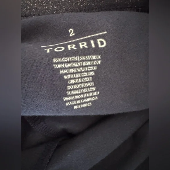 Torrid Cropped Metallic Stretch Leggings Blue Size 2 (2x) - Picture 5 of 8
